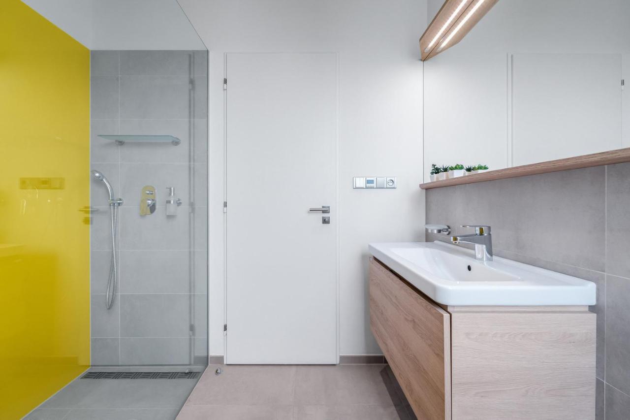 Apartmany Hradecek Mladé Buky Zewnętrze zdjęcie